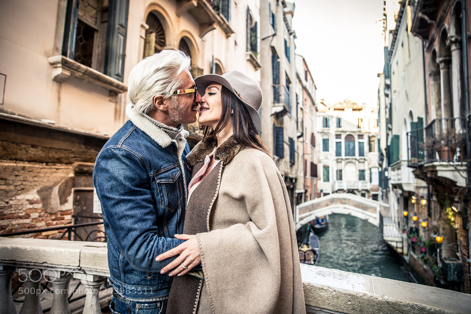 Nikon D610 sample photo. Couple in venice photography