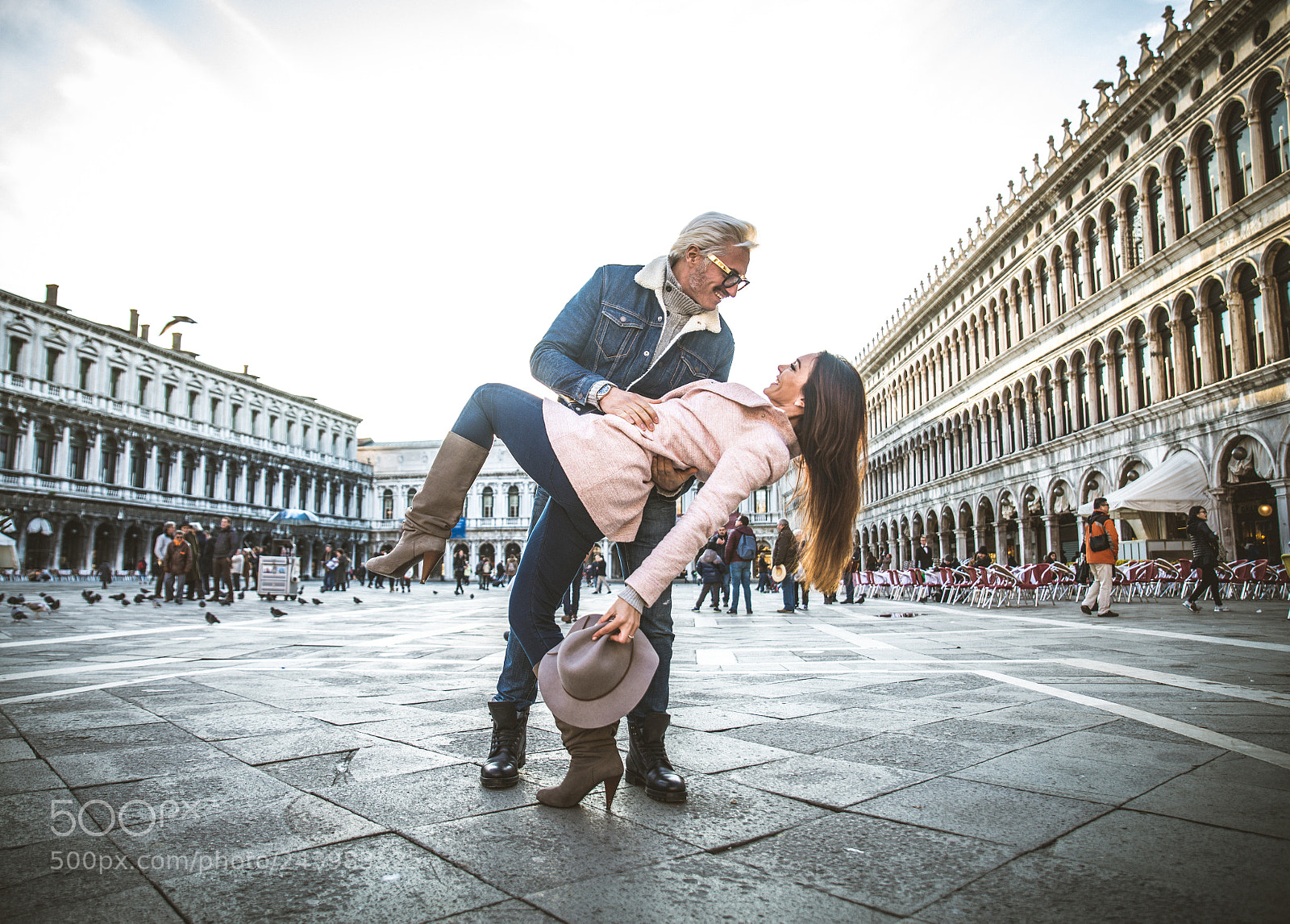 Nikon D610 sample photo. Couple in venice photography