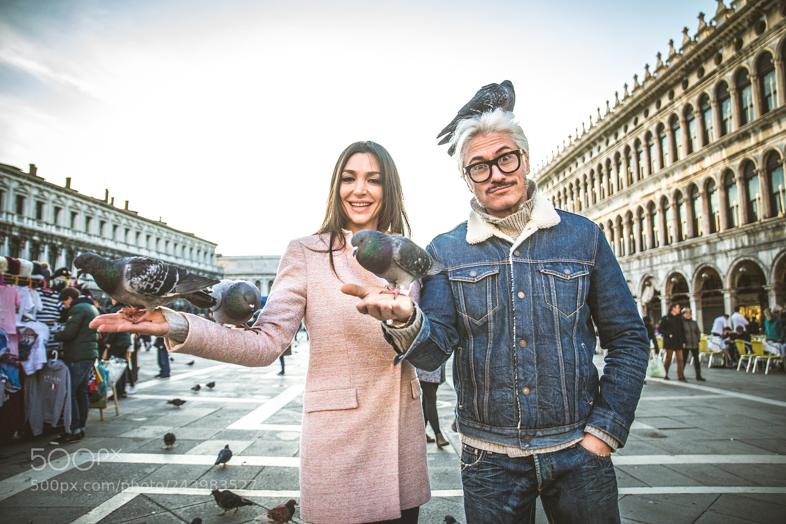 Nikon D610 sample photo. Couple visiting saint mark photography