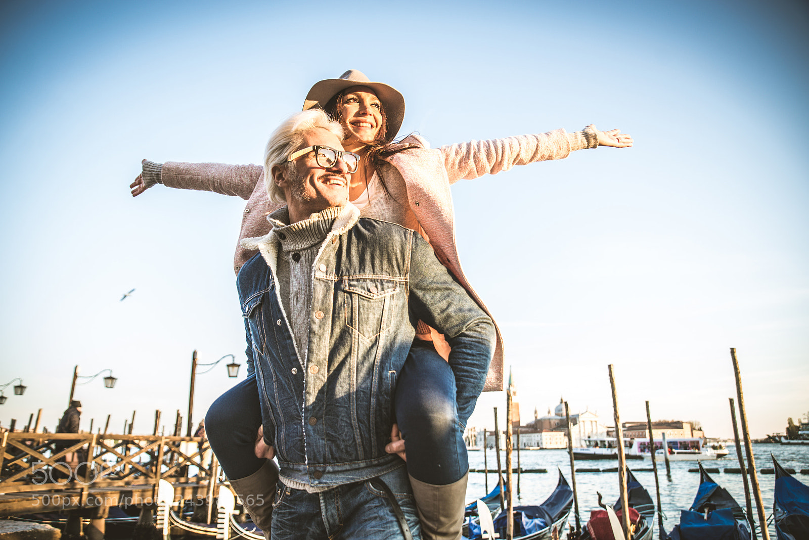 Nikon D610 sample photo. Couple in venice photography