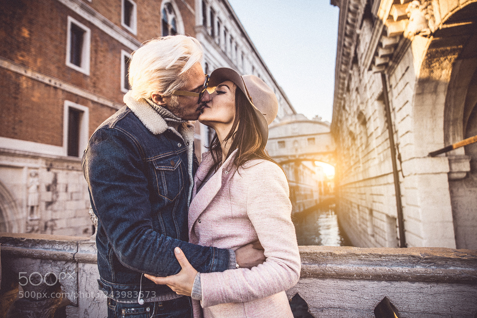 Nikon D610 sample photo. Couple in venice photography