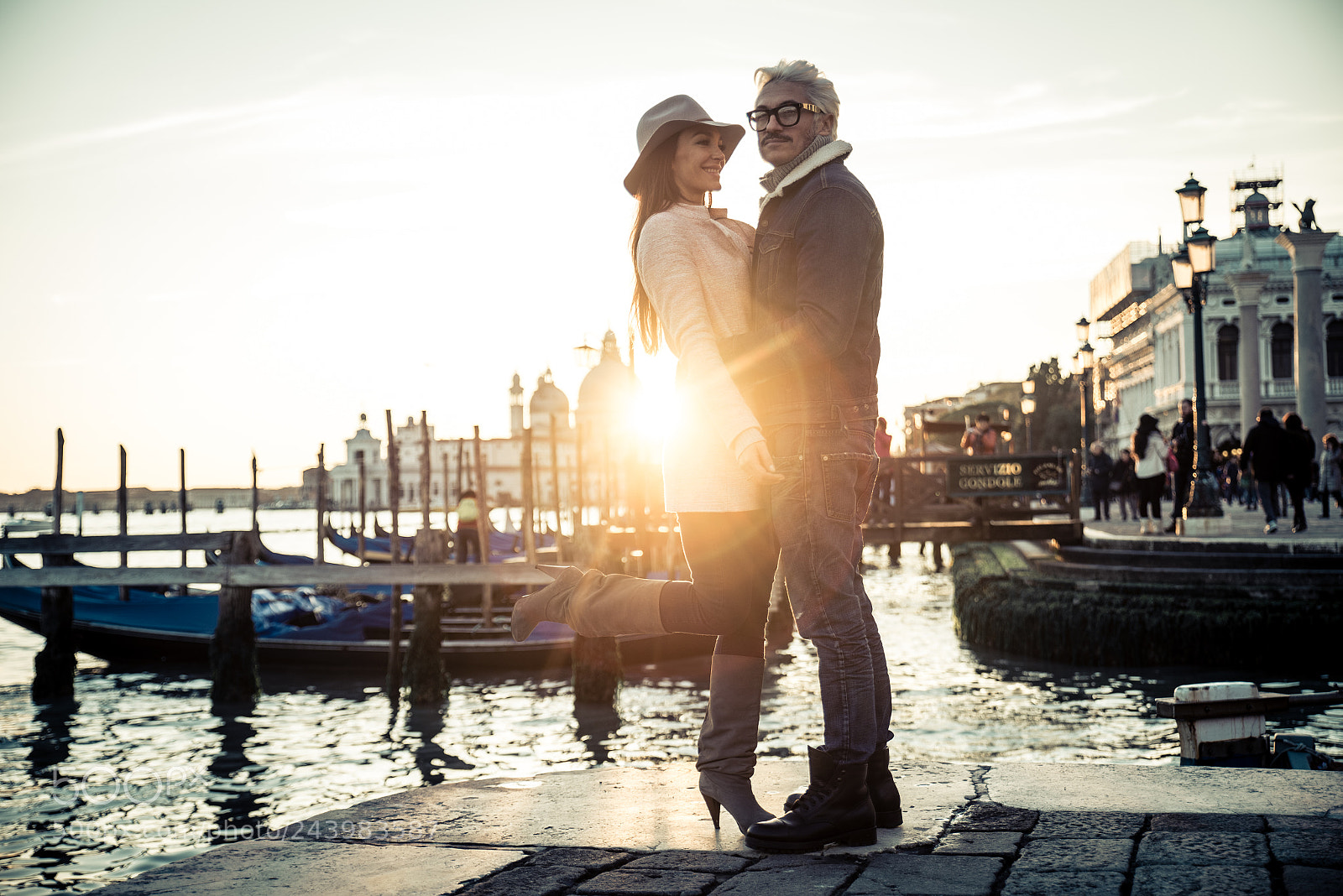 Nikon D610 sample photo. Couple in venice photography