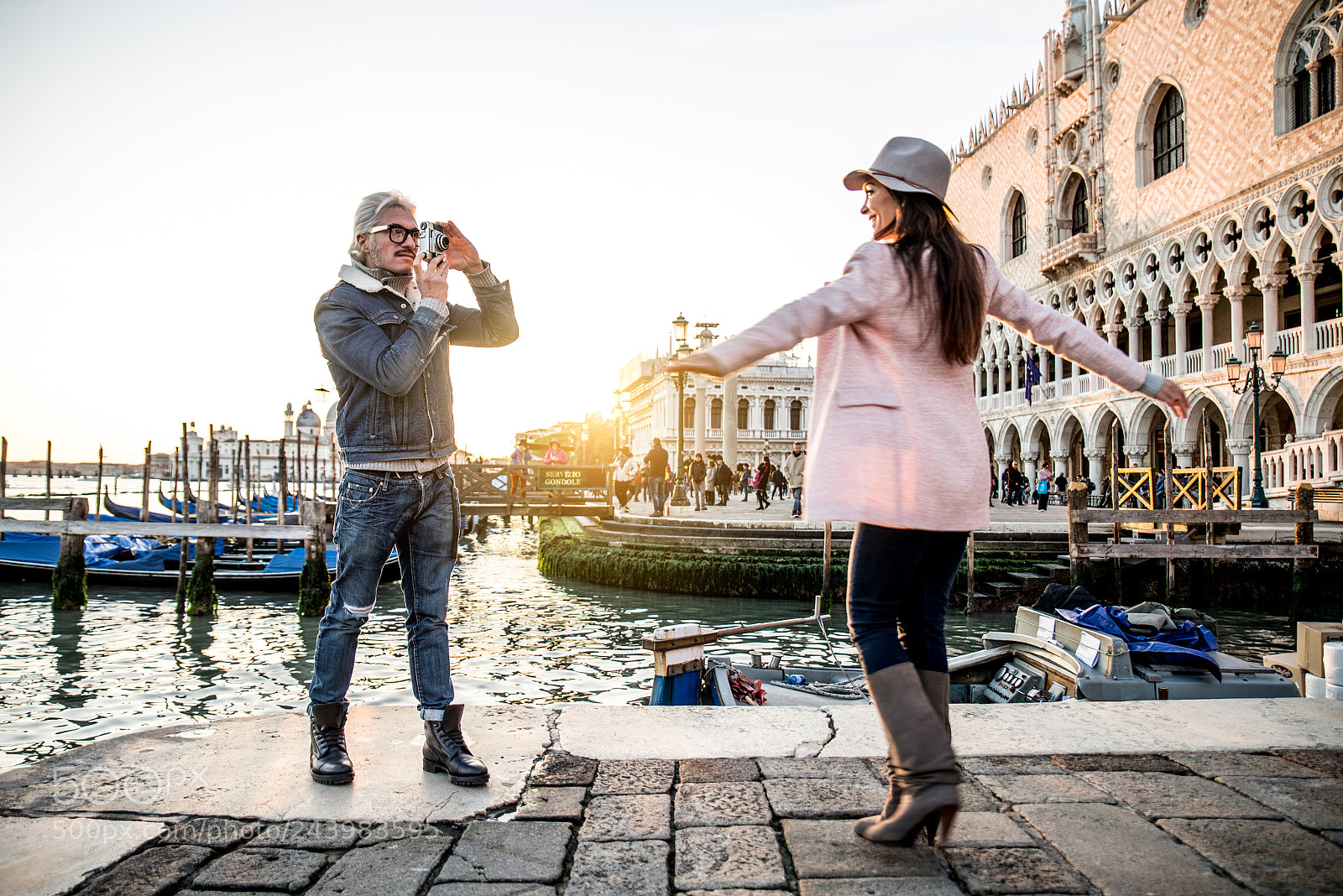 Nikon D610 sample photo. Couple taking pictures in photography