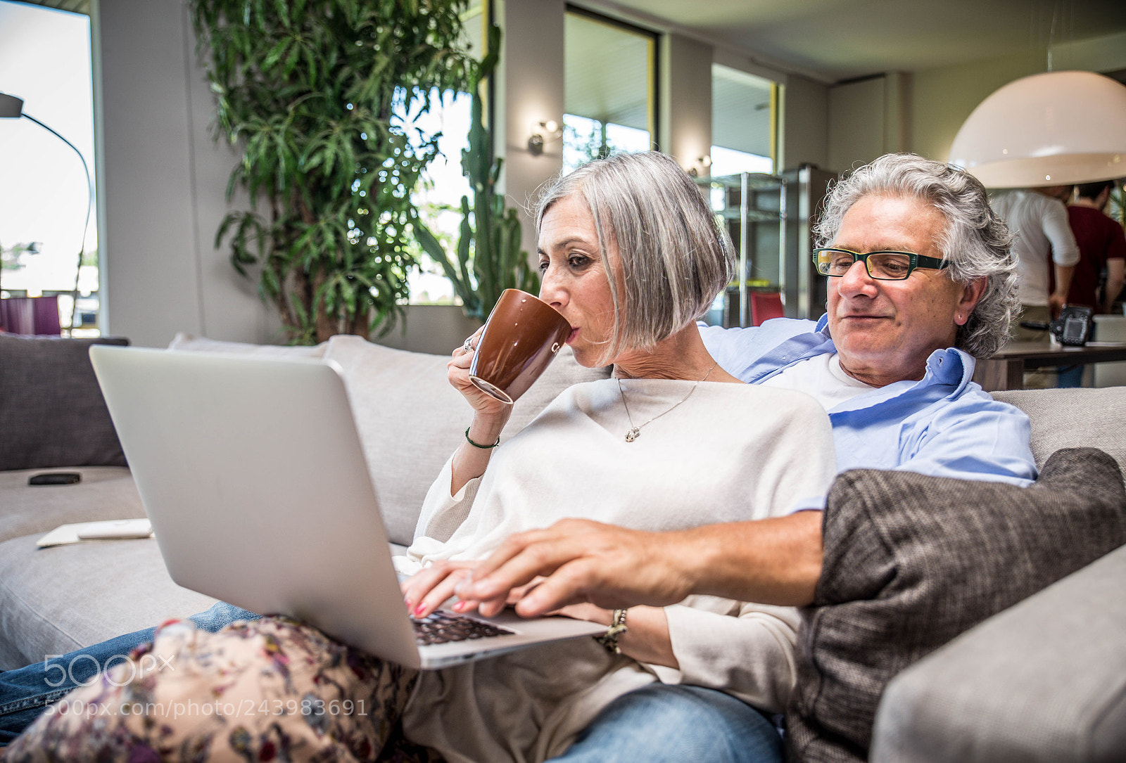 Nikon D610 sample photo. Senior couple shopping online photography