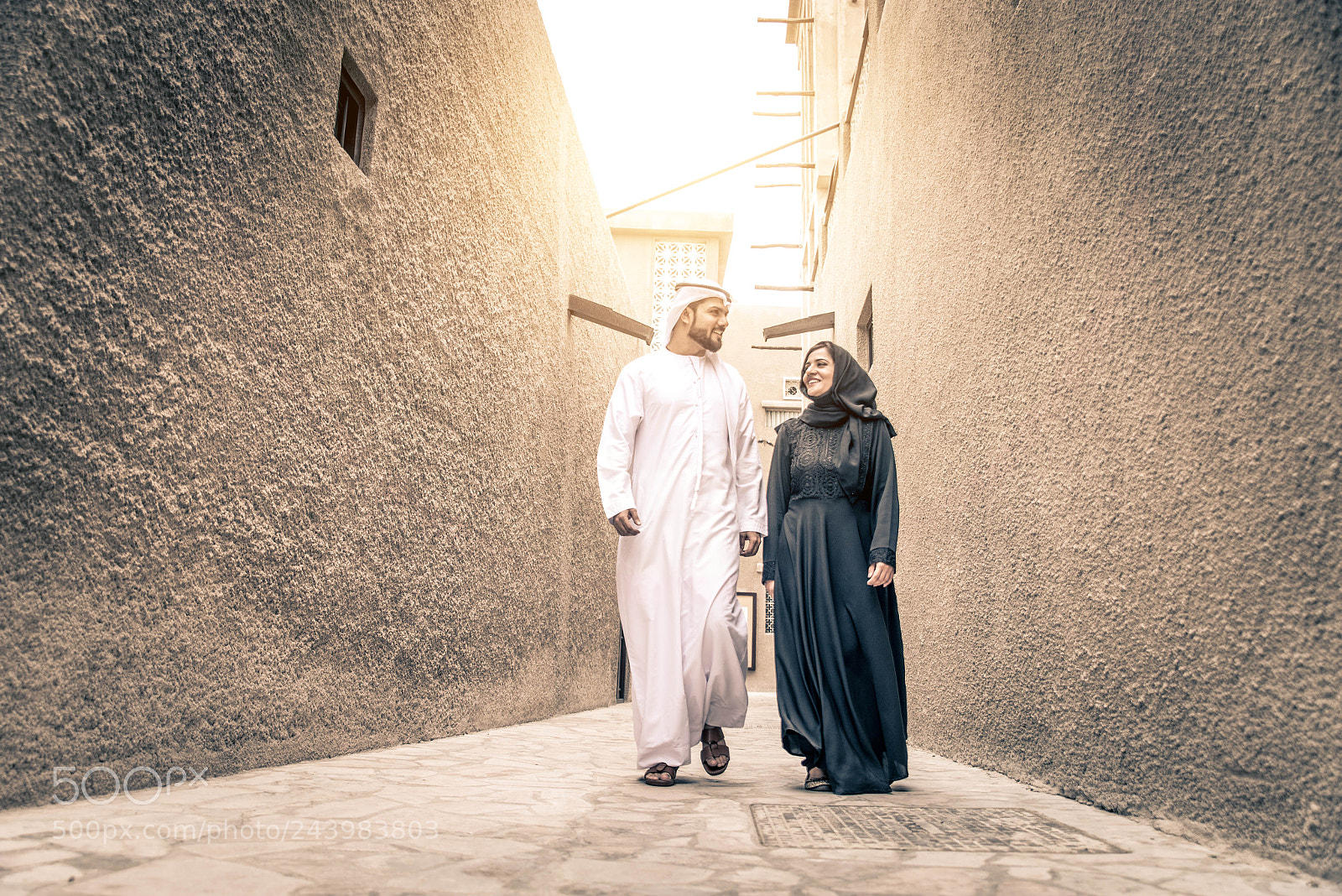 Nikon D610 sample photo. Arabian couple photography