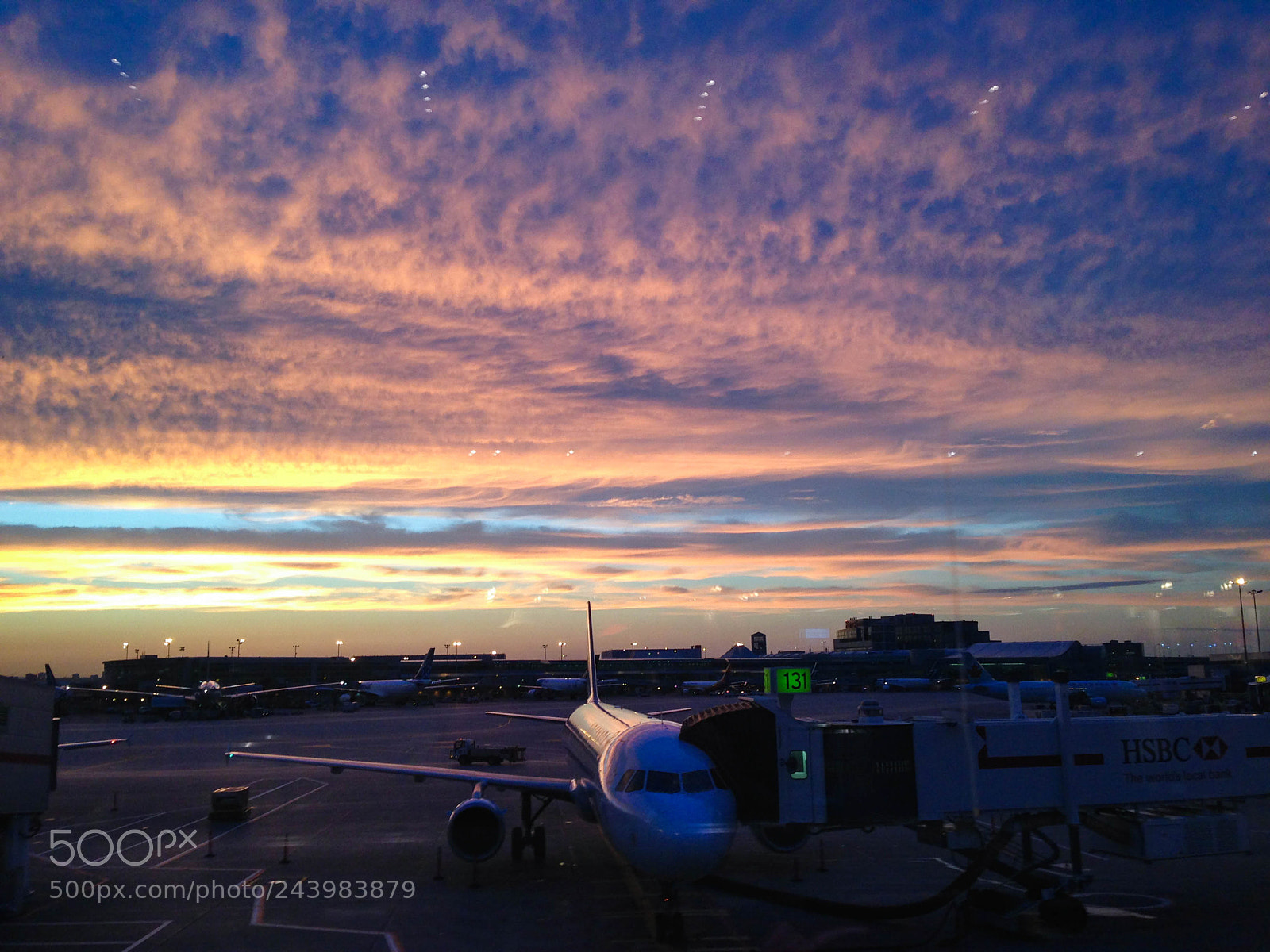 Apple iPhone 5 sample photo. Airport. photography