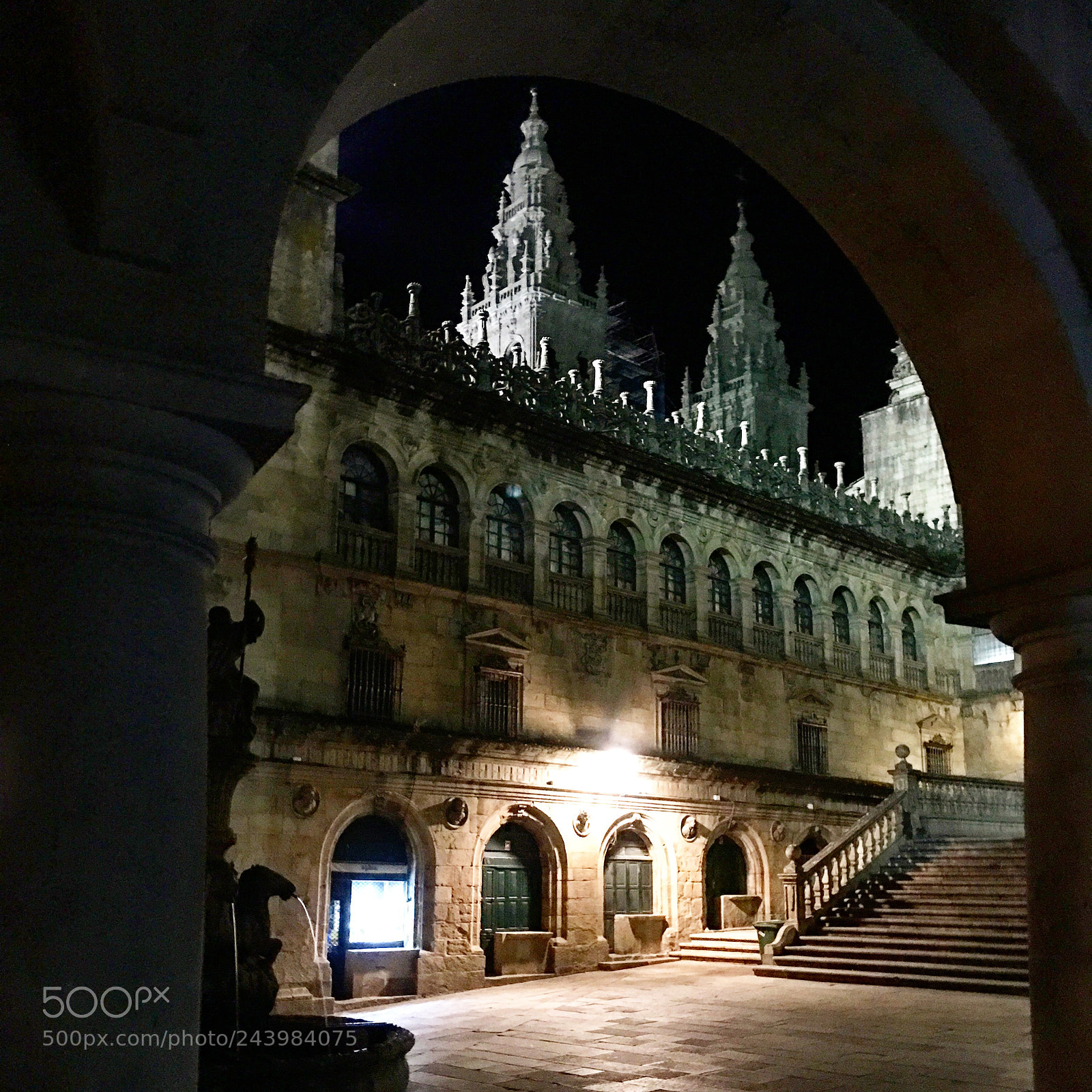 Apple iPhone 6s Plus sample photo. Catedral santiago de compostela photography