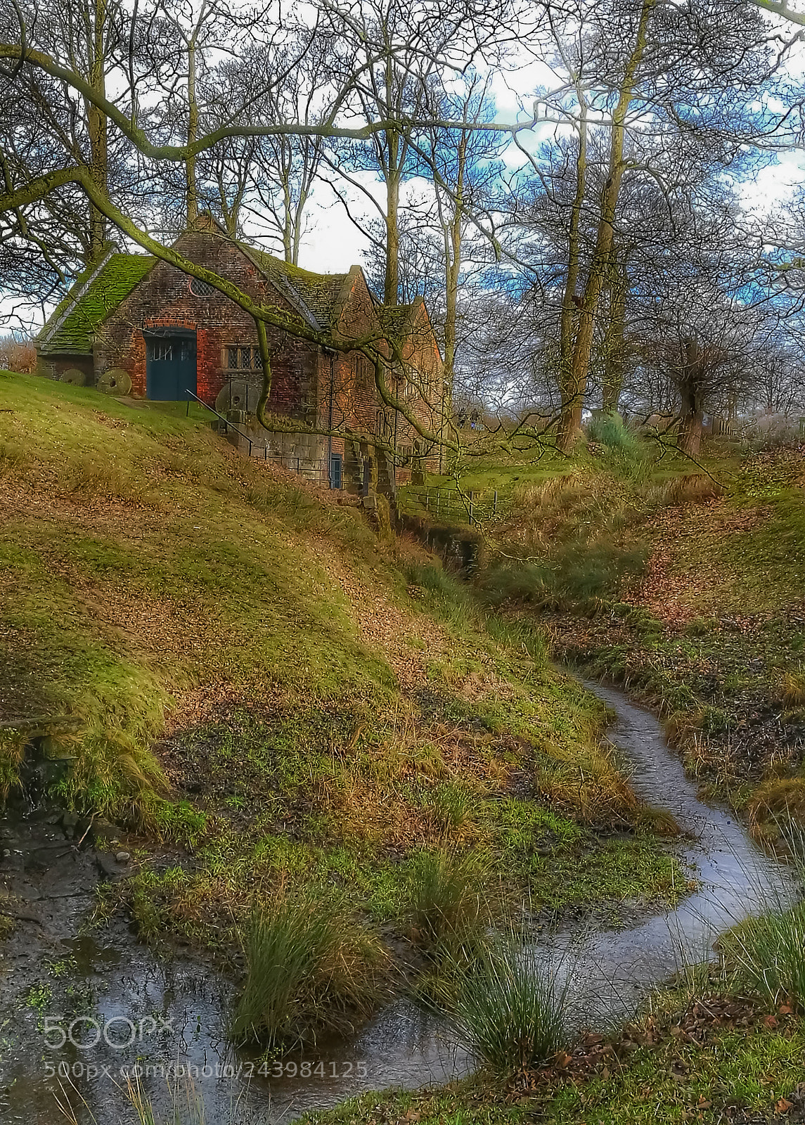 HUAWEI P9 sample photo. Old mill photography
