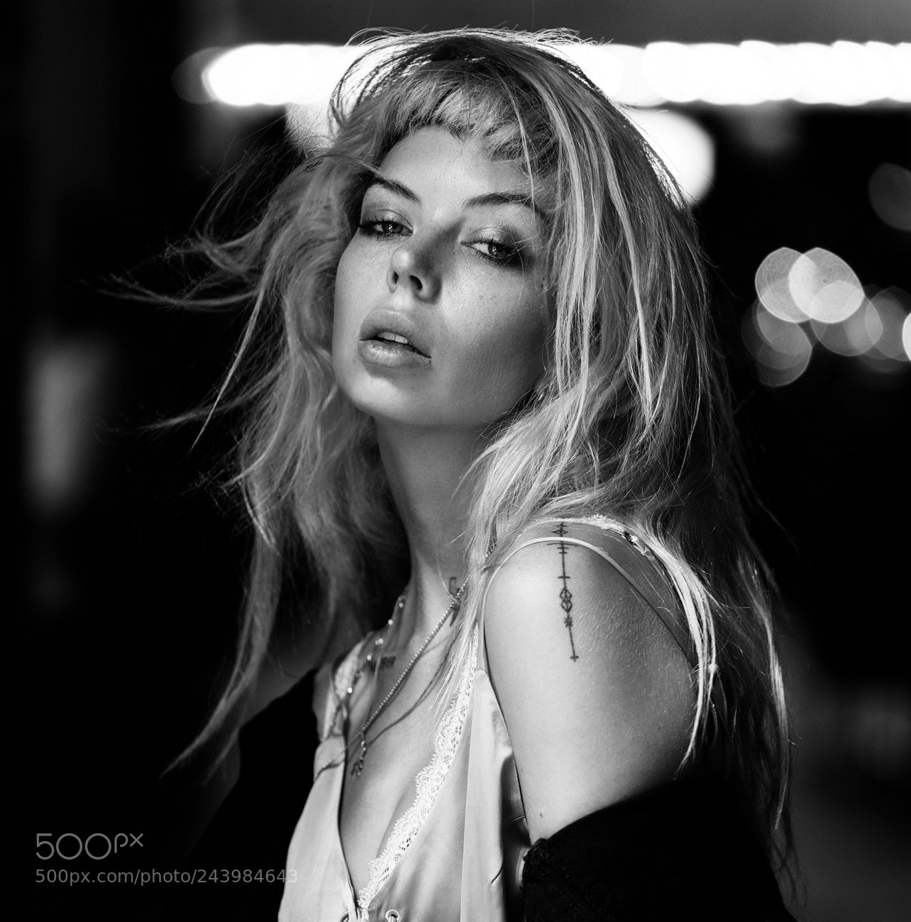 Sony a7R II sample photo. Downtown photography