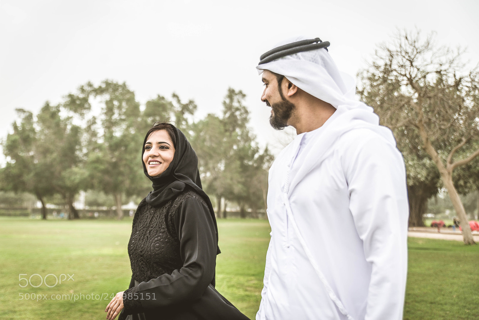 Nikon D610 sample photo. Arabian couple photography