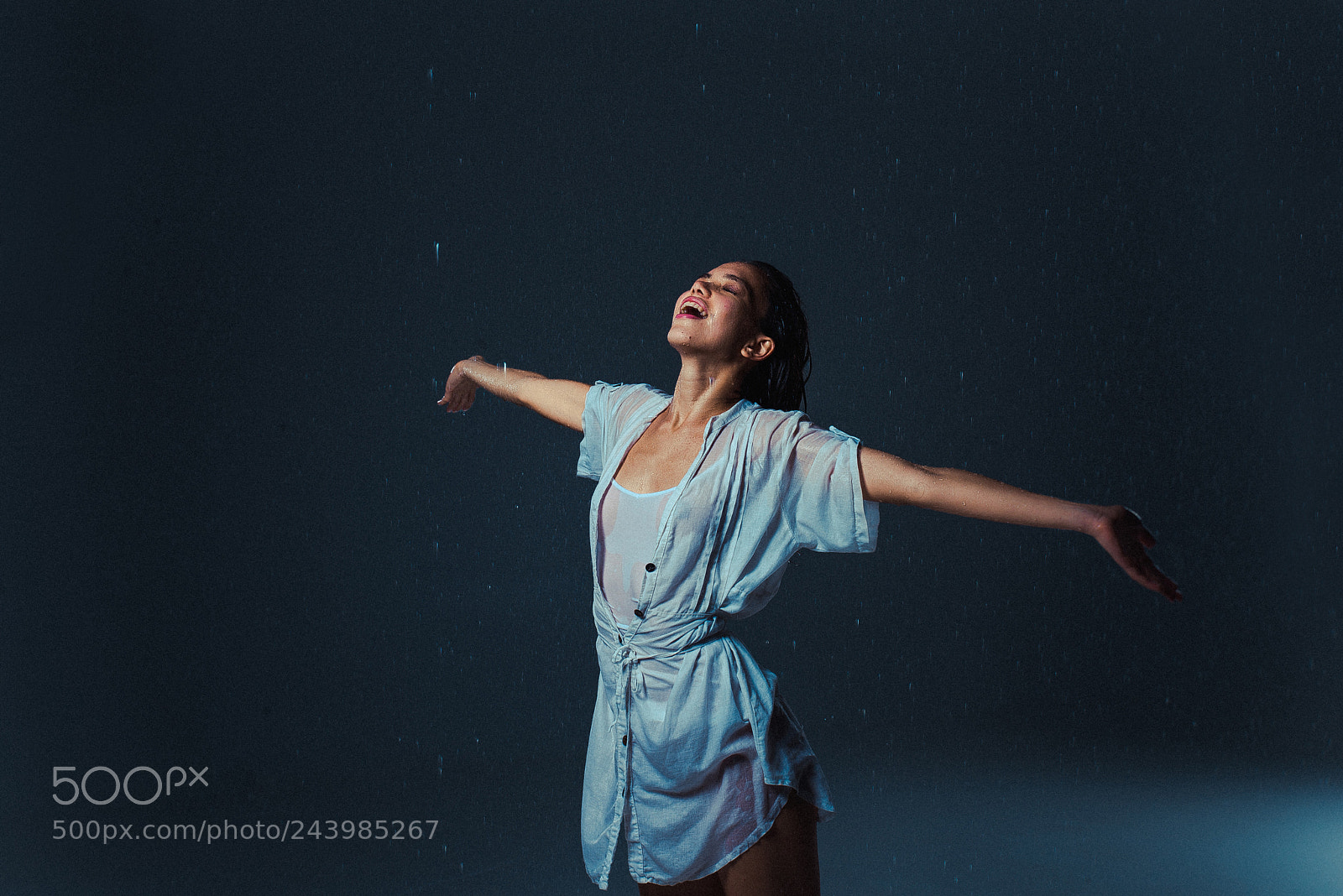 Nikon D610 sample photo. Woman under the rain photography