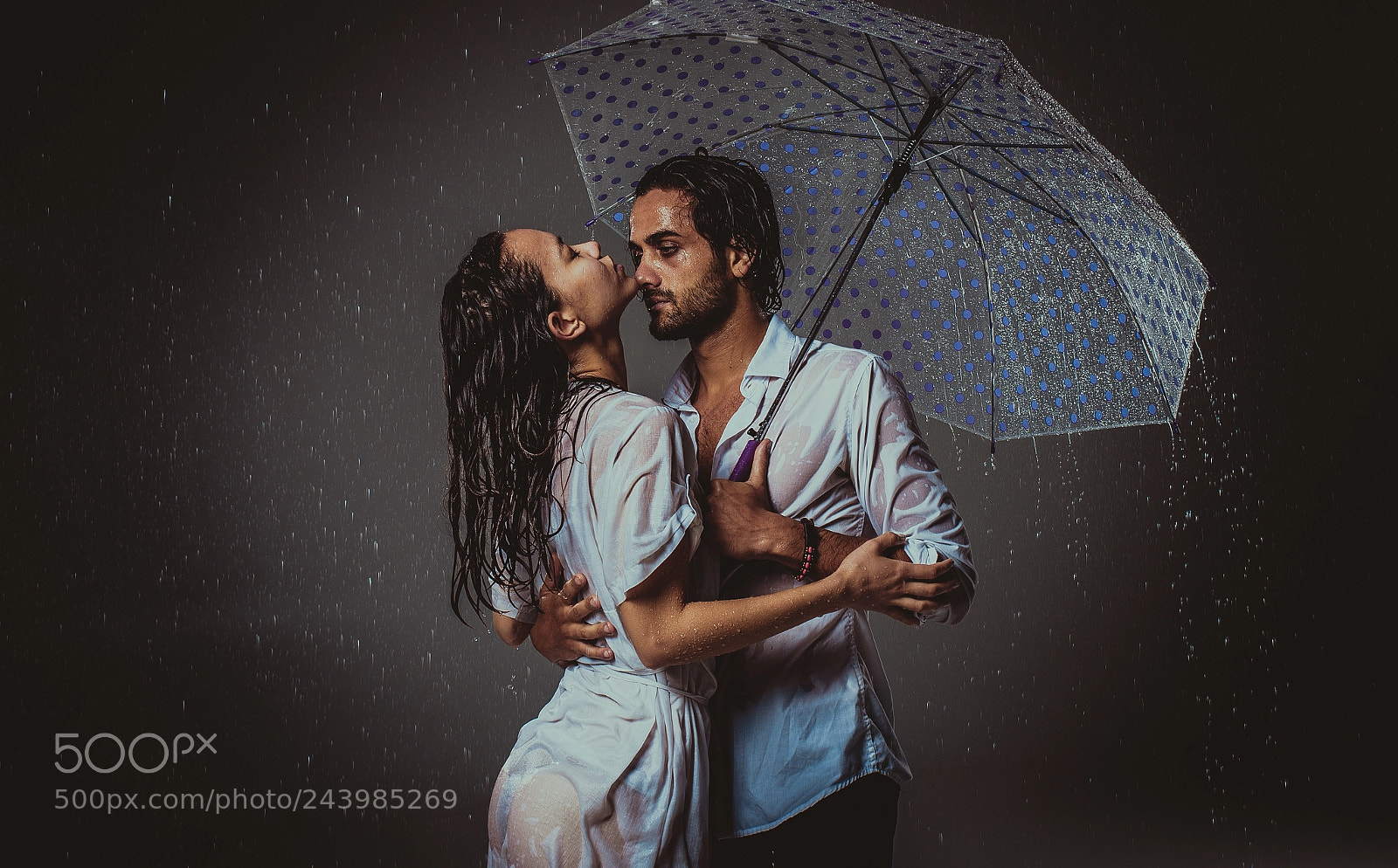 Nikon D610 sample photo. Couple under the rain photography
