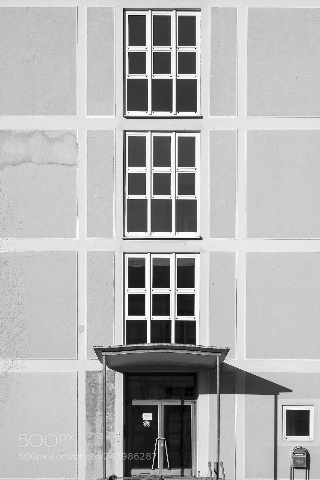 Fujifilm X-T1 sample photo. Tür+treppenhaus photography