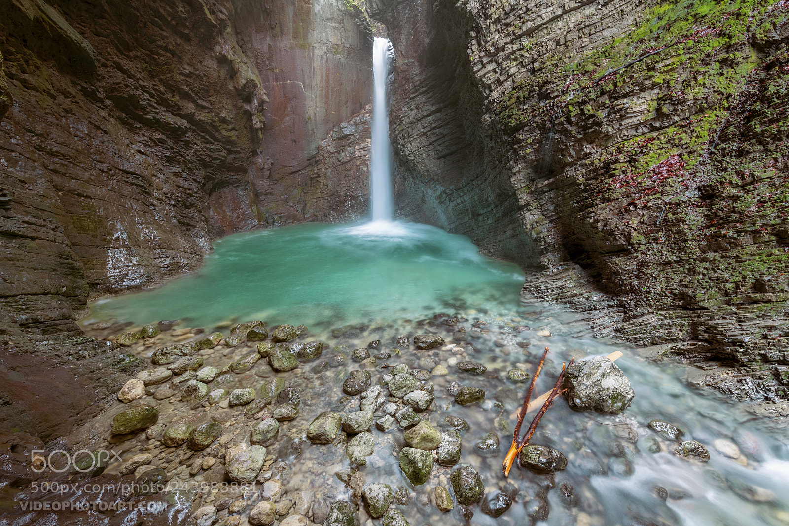 Nikon D850 sample photo. Pounding water photography