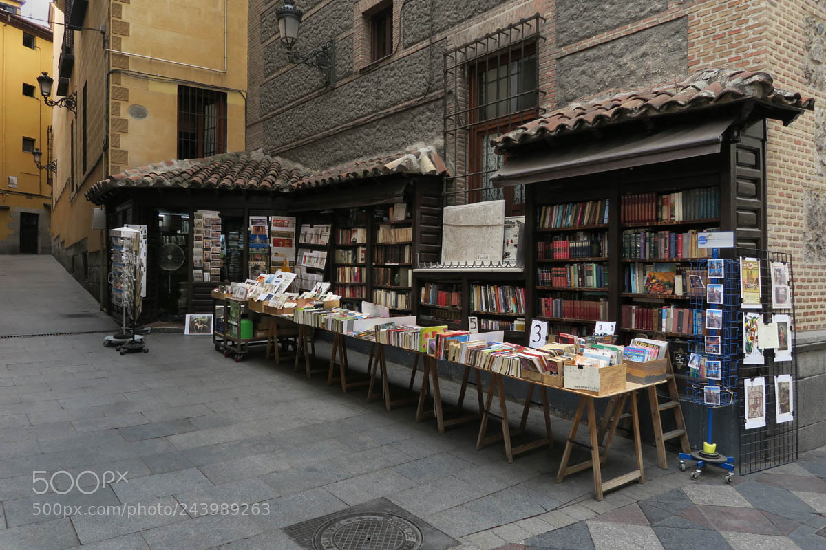 Canon PowerShot G7 X sample photo. Ancient book shop, arenal photography
