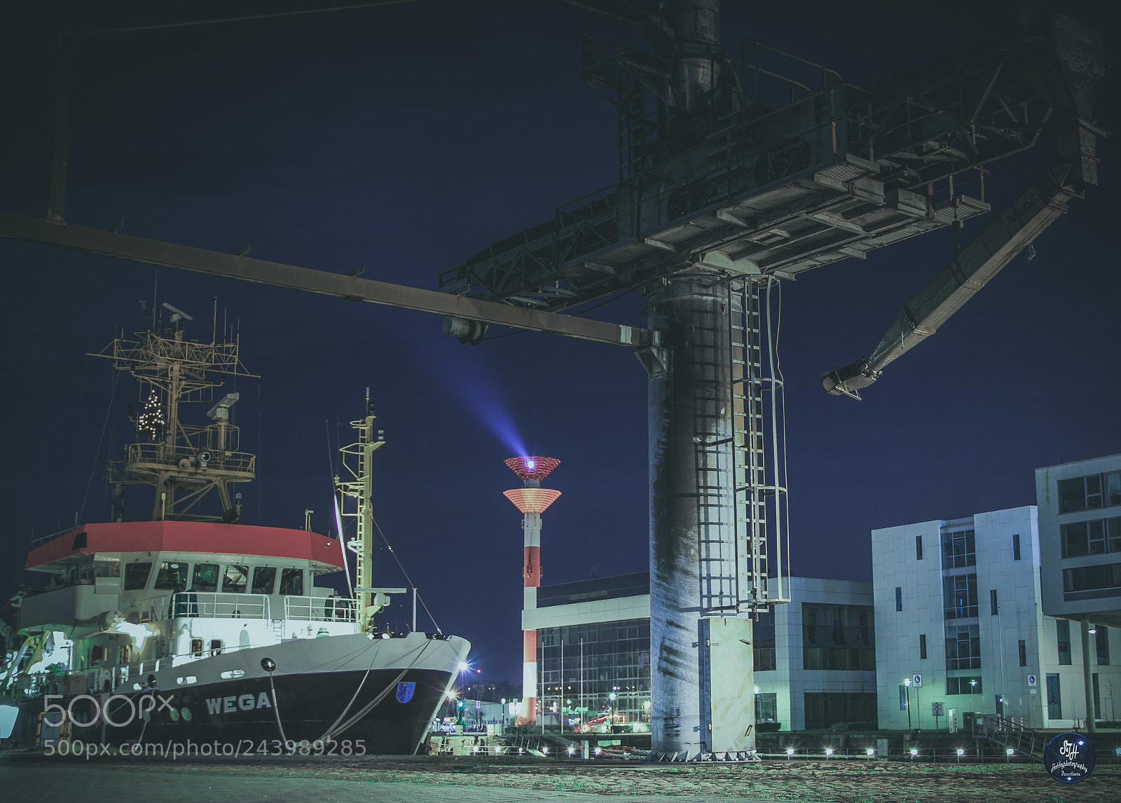 Canon EOS 60D sample photo. Kran im fischereihafen bremerhaven photography