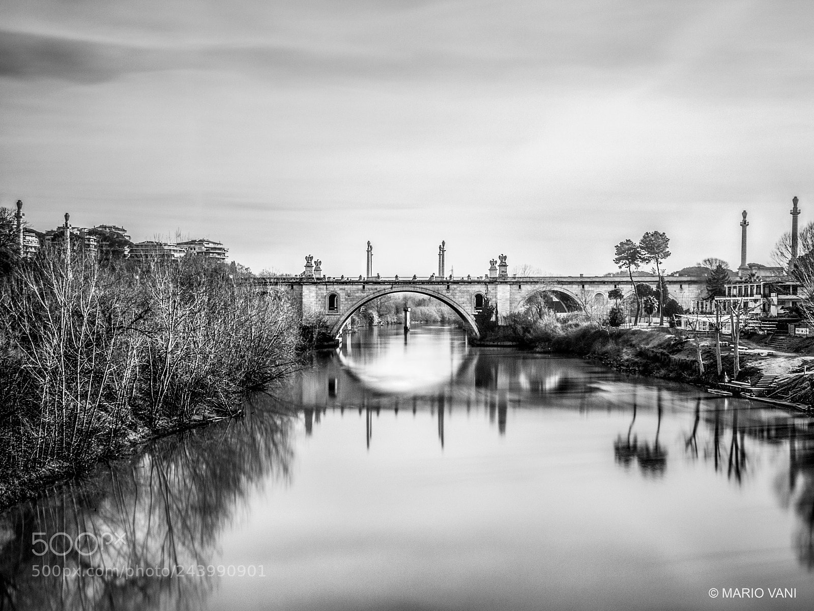 Olympus PEN-F sample photo. Ponte flaminio photography