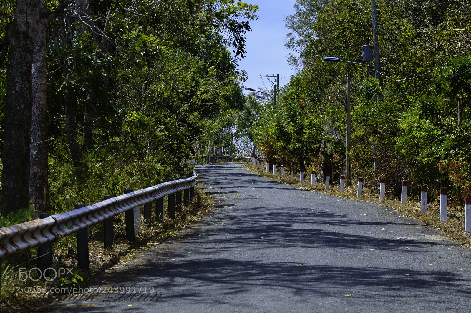 Nikon D3200 sample photo. Empty road photography