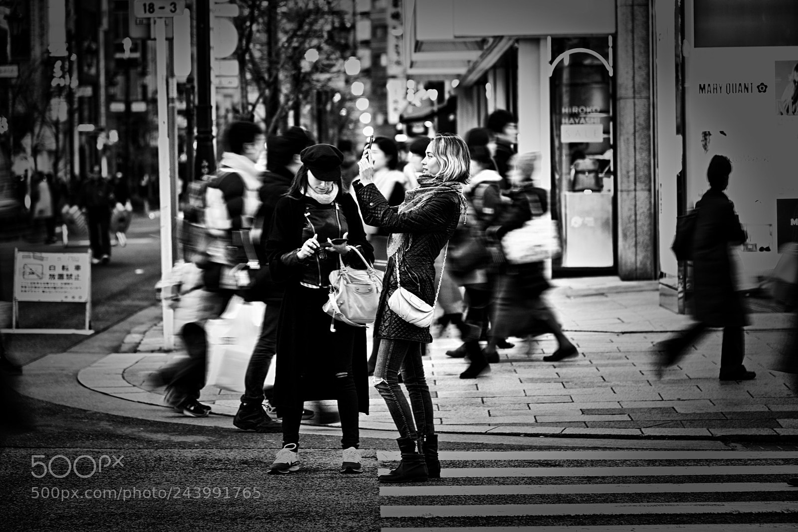 Nikon D600 sample photo. Ginza street photography