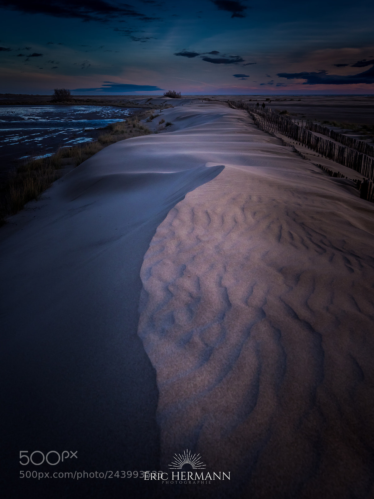 Canon EOS 7D Mark II sample photo. Follow the sandy line photography