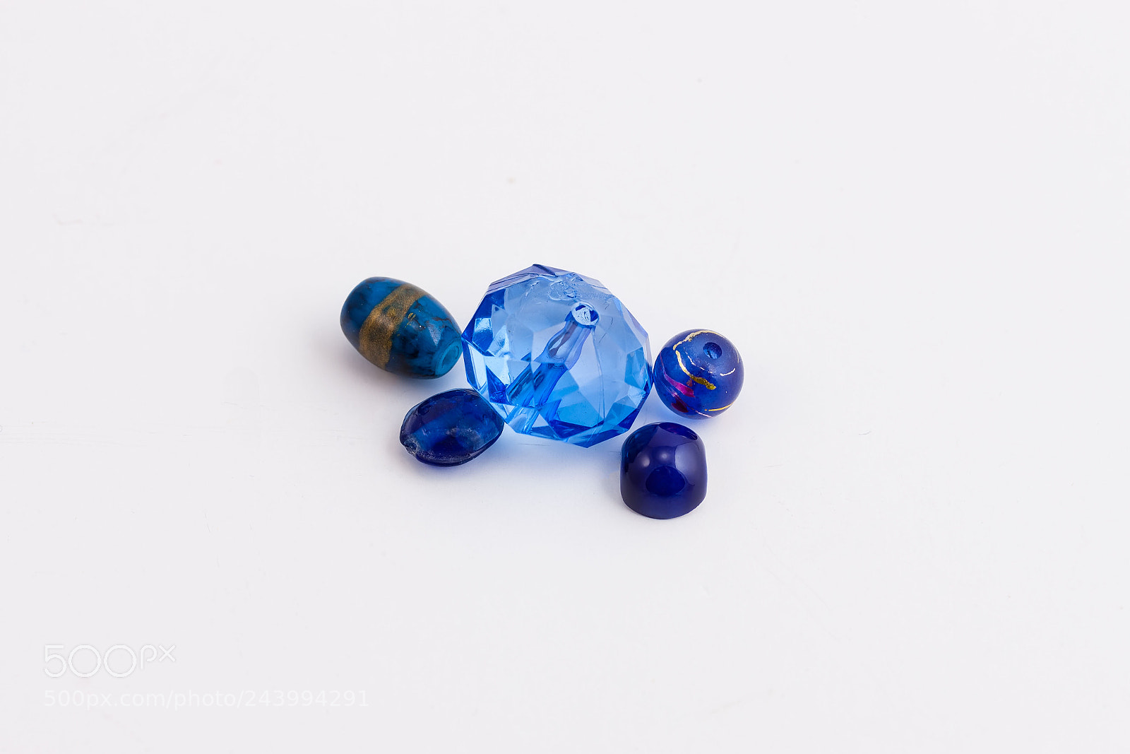 Canon EOS-1Ds Mark III sample photo. Five blue beads of photography