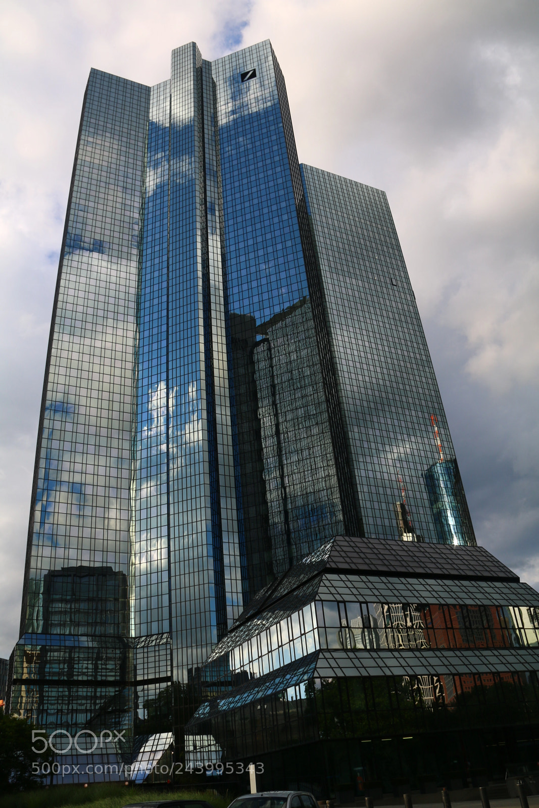 Canon EF-S 18-200mm F3.5-5.6 IS sample photo. 映照 photography