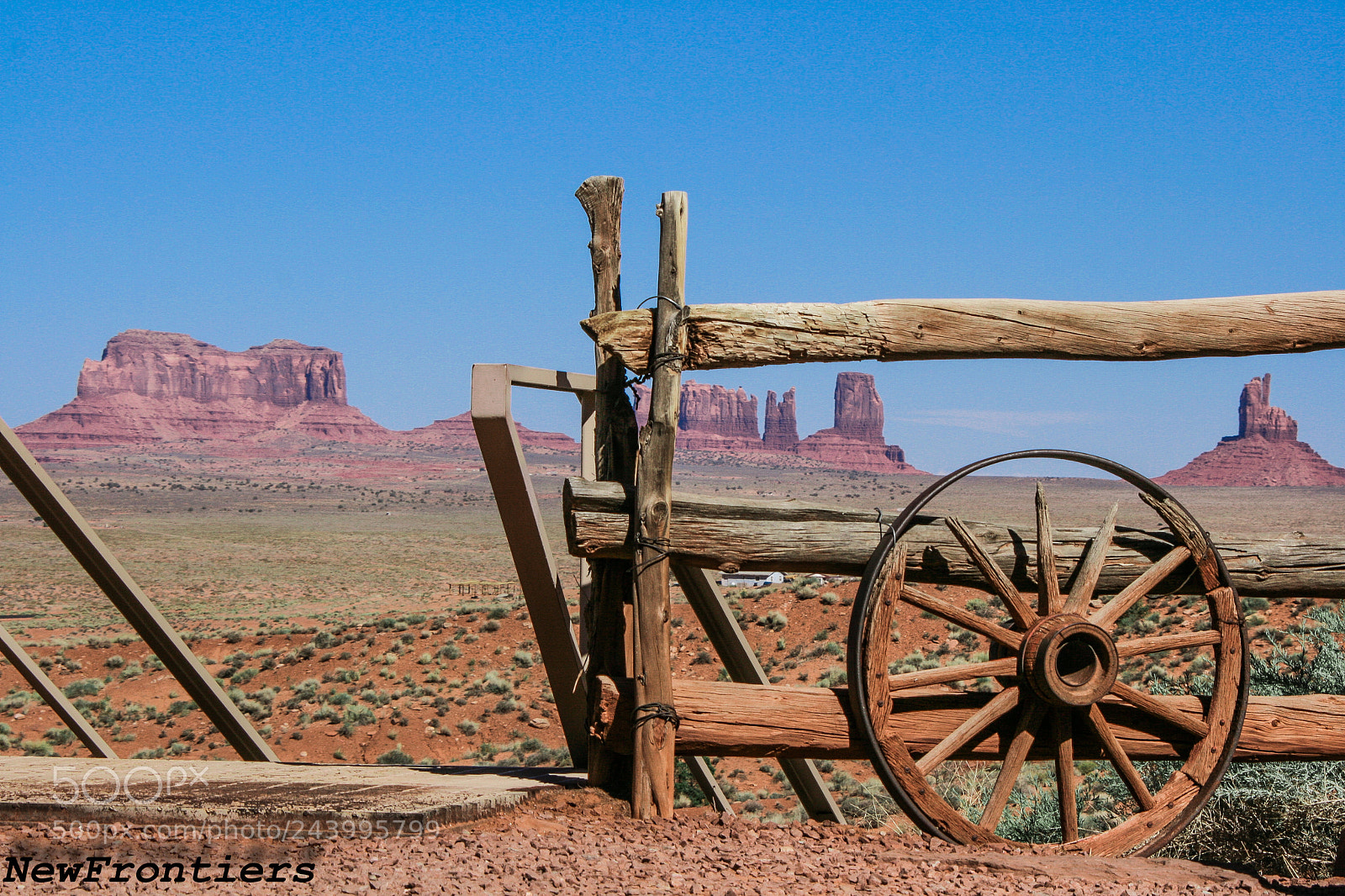 Canon EOS 400D (EOS Digital Rebel XTi / EOS Kiss Digital X) sample photo. Monument valley - arizona photography