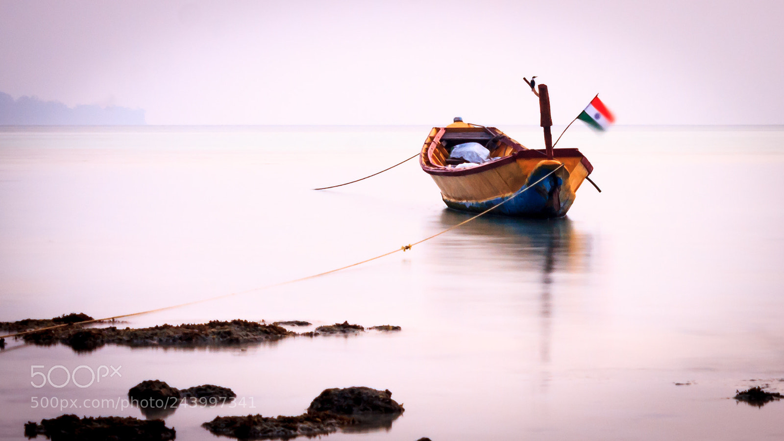 Canon EOS 1100D (EOS Rebel T3 / EOS Kiss X50) sample photo. Boat ashore! photography