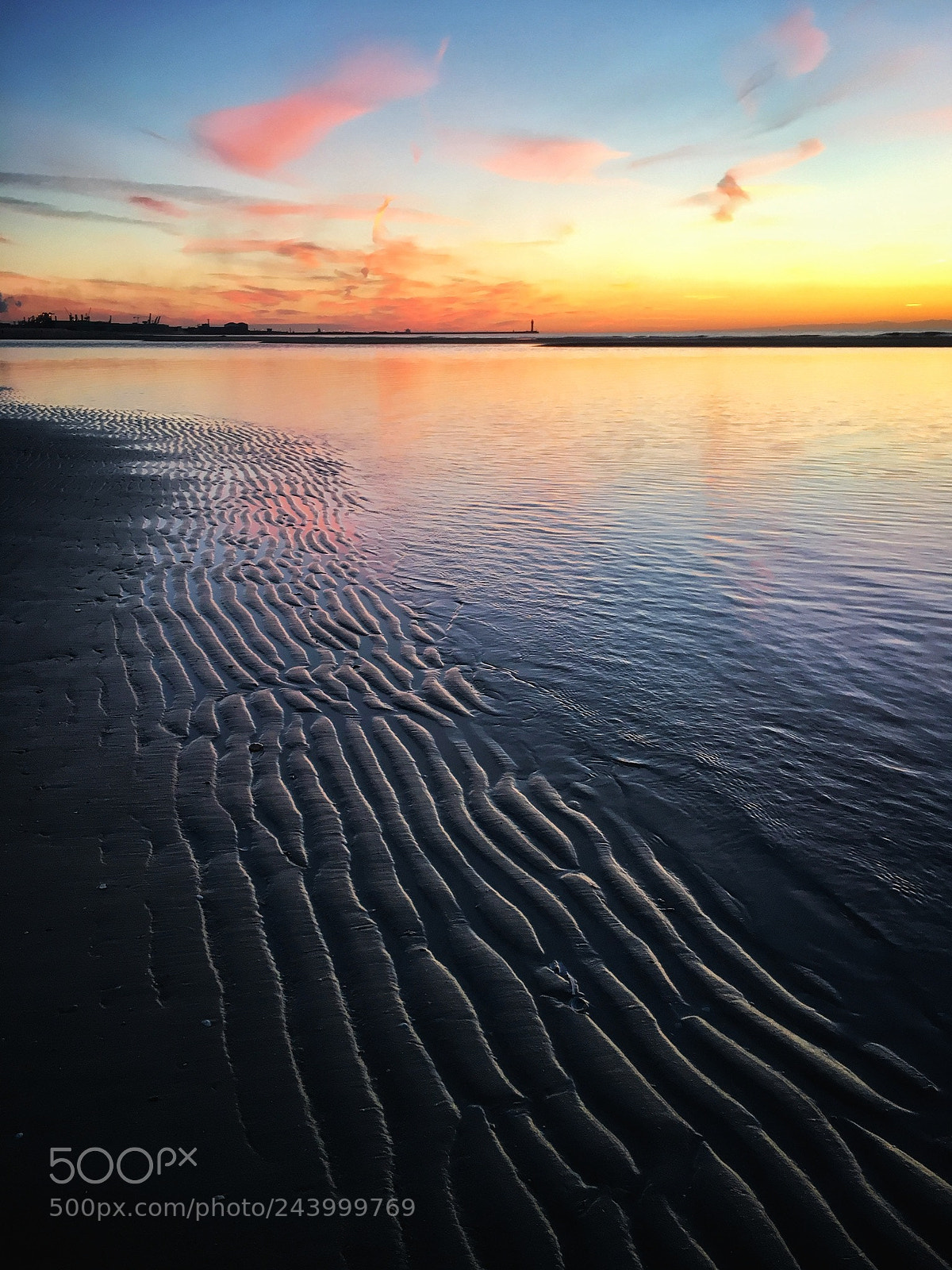 Apple iPhone 6s sample photo. Dunkirk beach photography