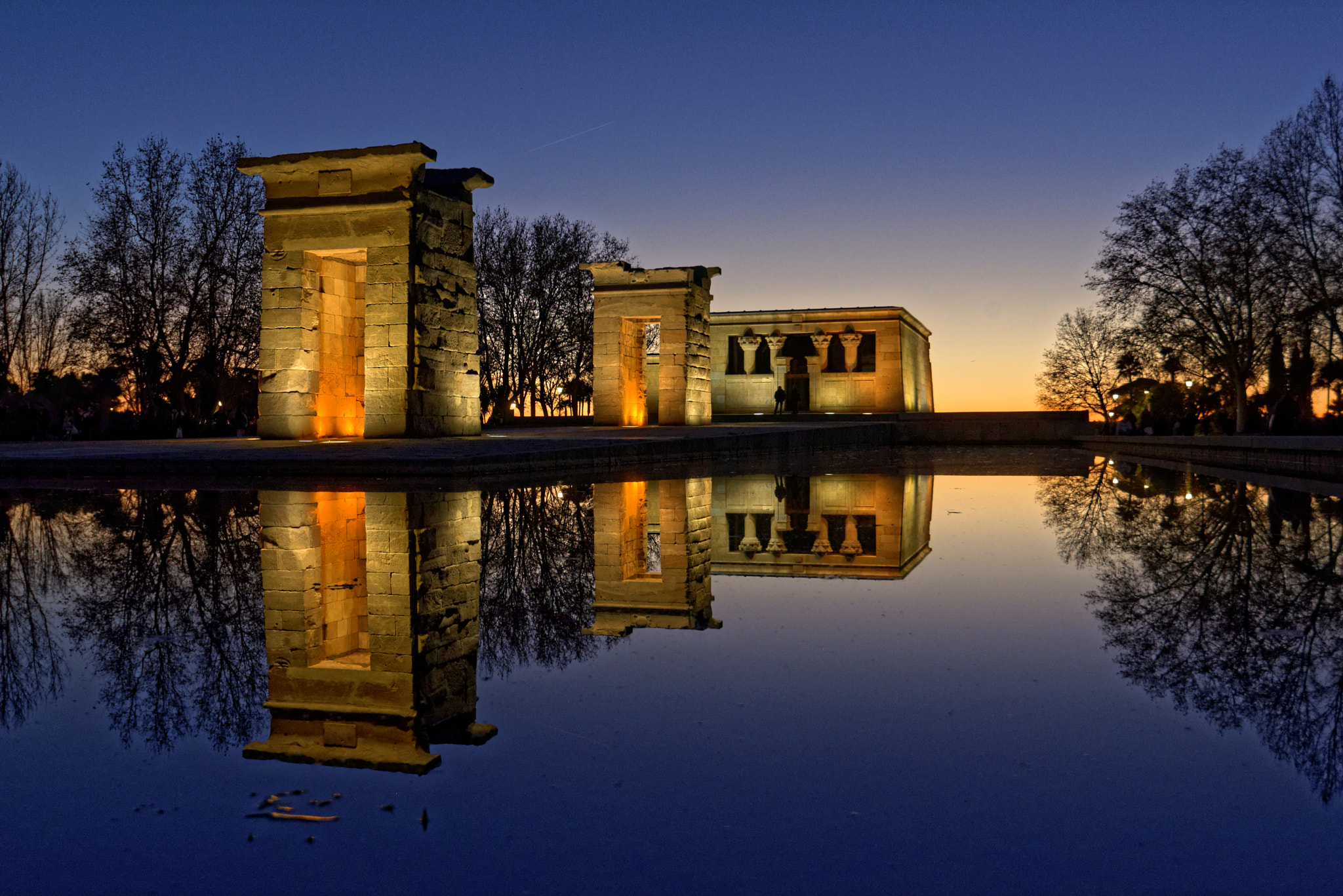 Nikon D750 + Nikon AF-S Nikkor 16-35mm F4G ED VR sample photo. Tample of debod photography