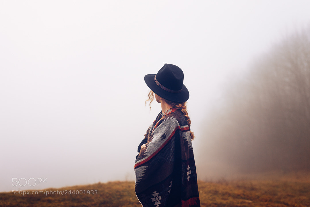 Canon EOS-1Ds Mark III sample photo. Foggy morning photography