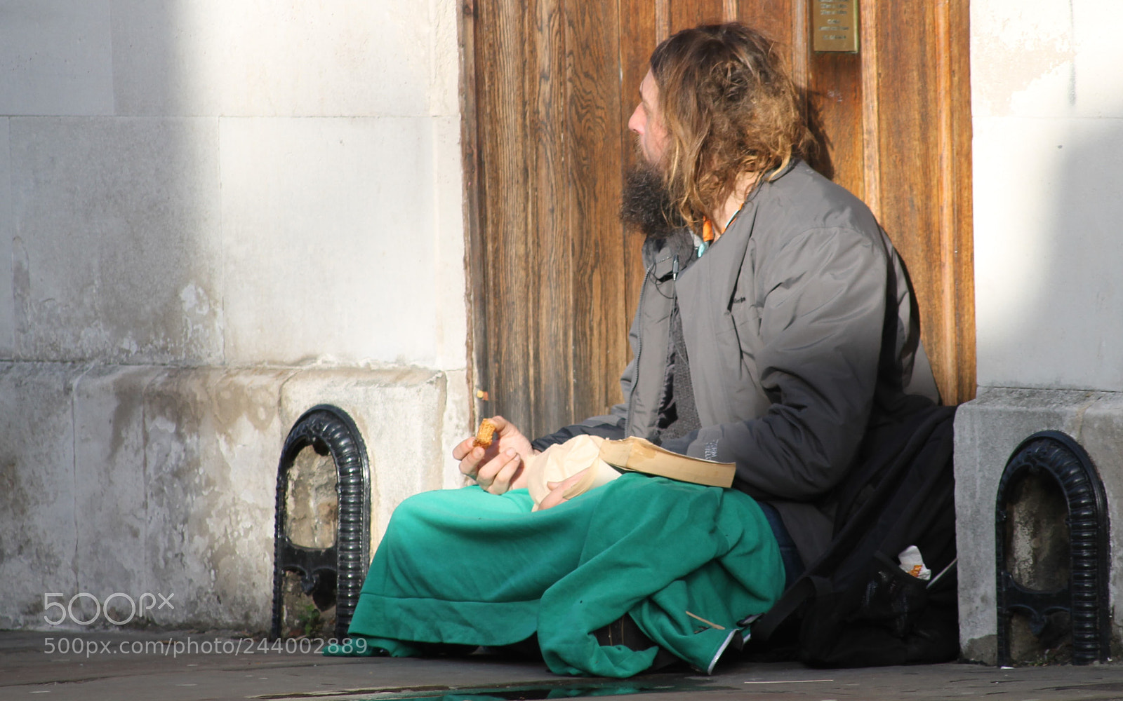 Canon EOS 1100D (EOS Rebel T3 / EOS Kiss X50) sample photo. Homeless in rochester boxing photography