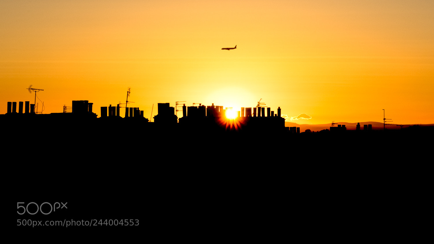 Nikon D810 sample photo. Rooftop flight photography