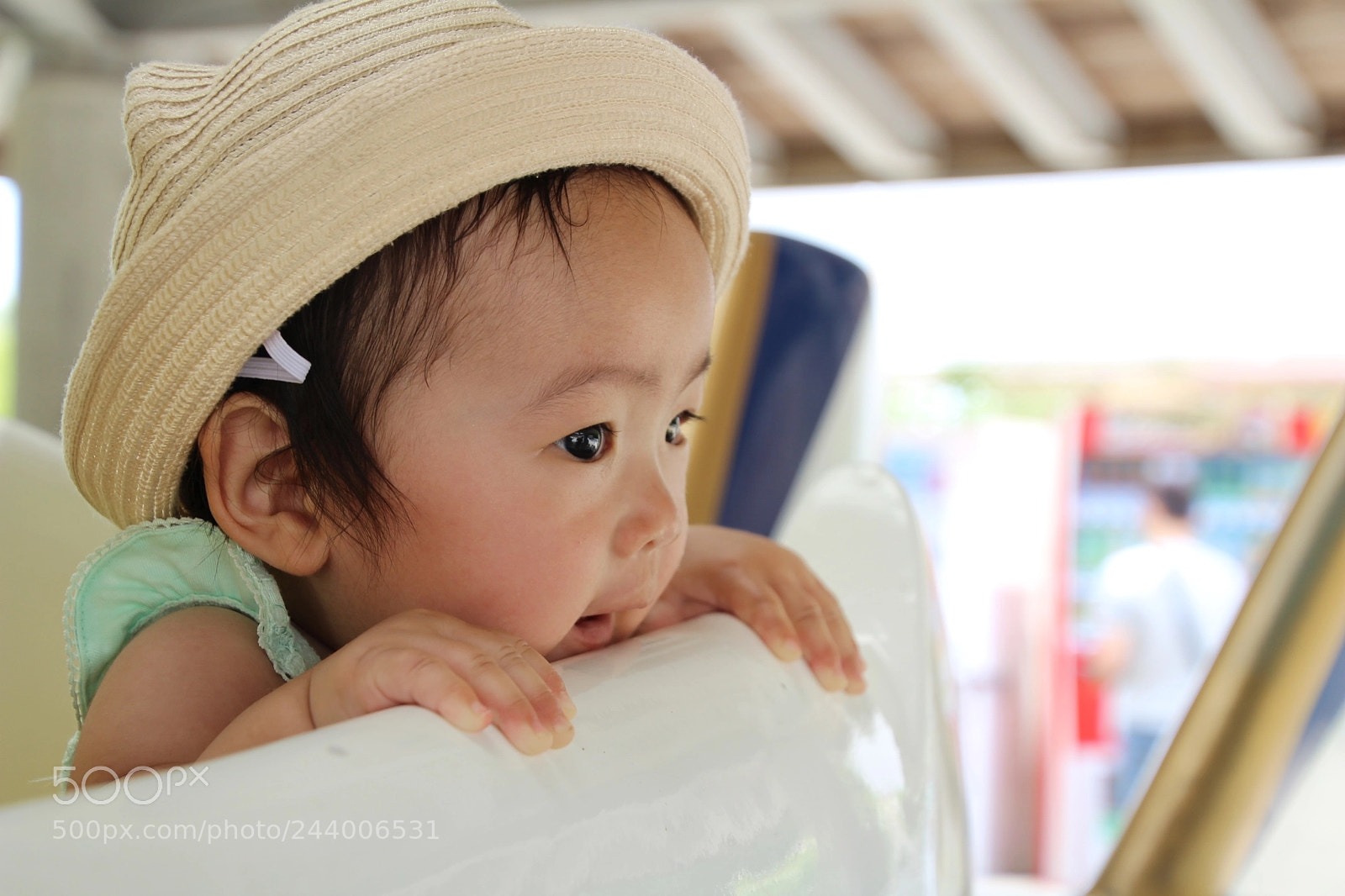 Canon EOS 100D (EOS Rebel SL1 / EOS Kiss X7) sample photo. Girl photography
