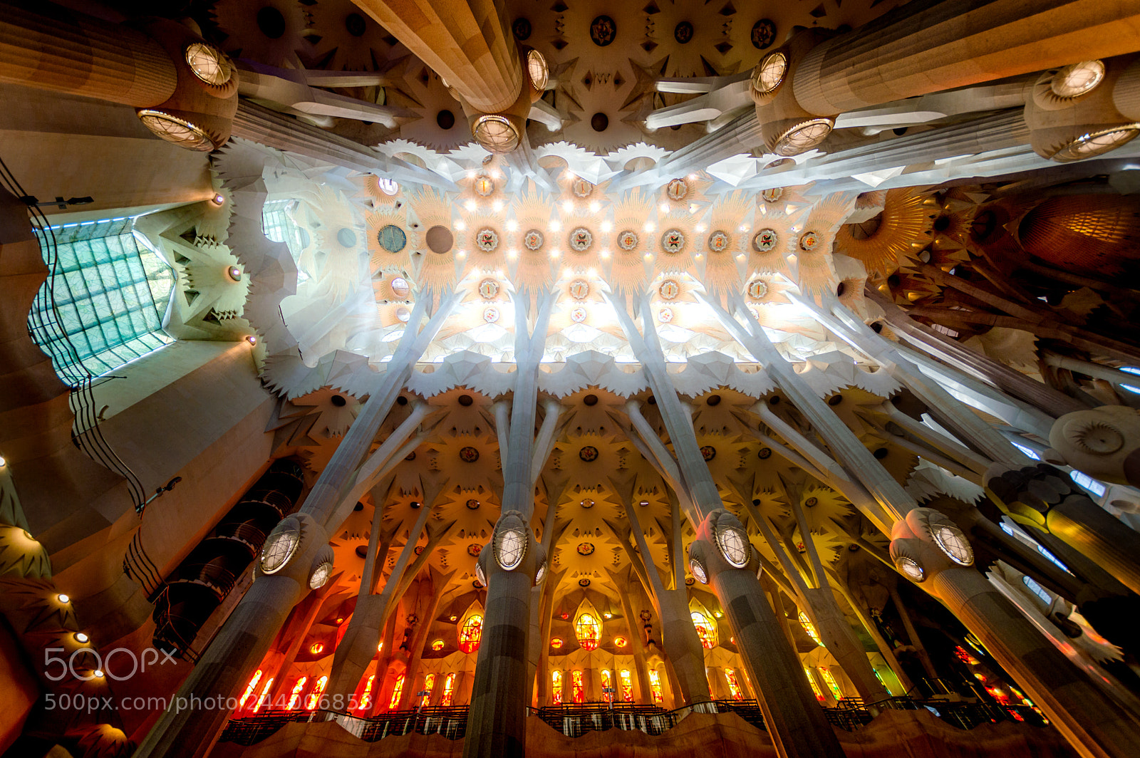 Nikon D3200 sample photo. Interior of the sagrada photography