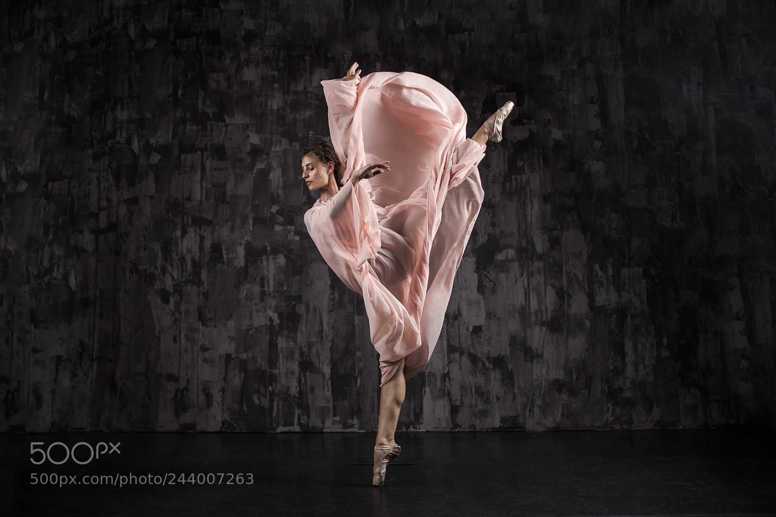Canon EOS 5DS sample photo. Vaia photography