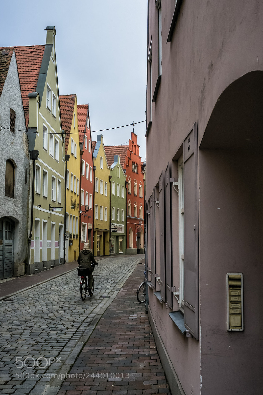 Fujifilm FinePix X100 sample photo. Landshut gasse photography