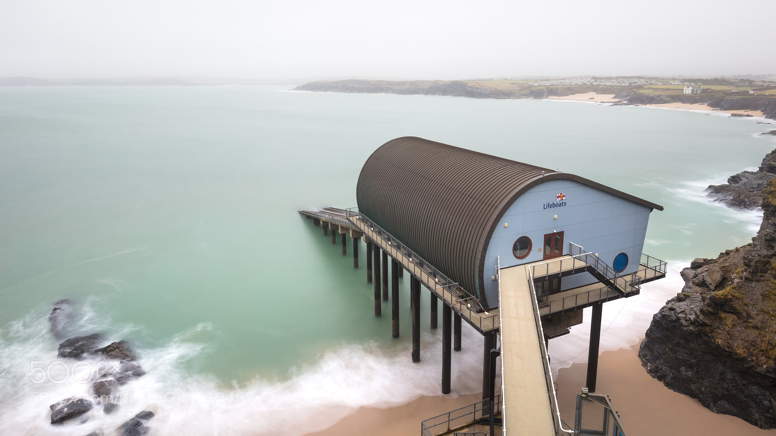 Canon EOS 5DS R sample photo. Padstow lifeboat station photography
