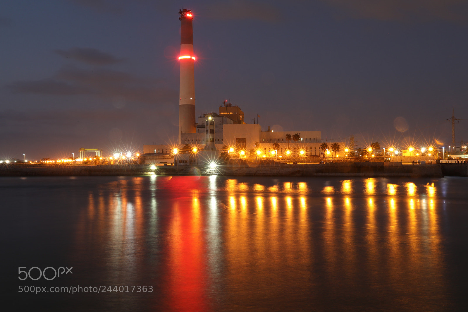 Canon EF 24-70mm F2.8L II USM sample photo. Reading power station photography