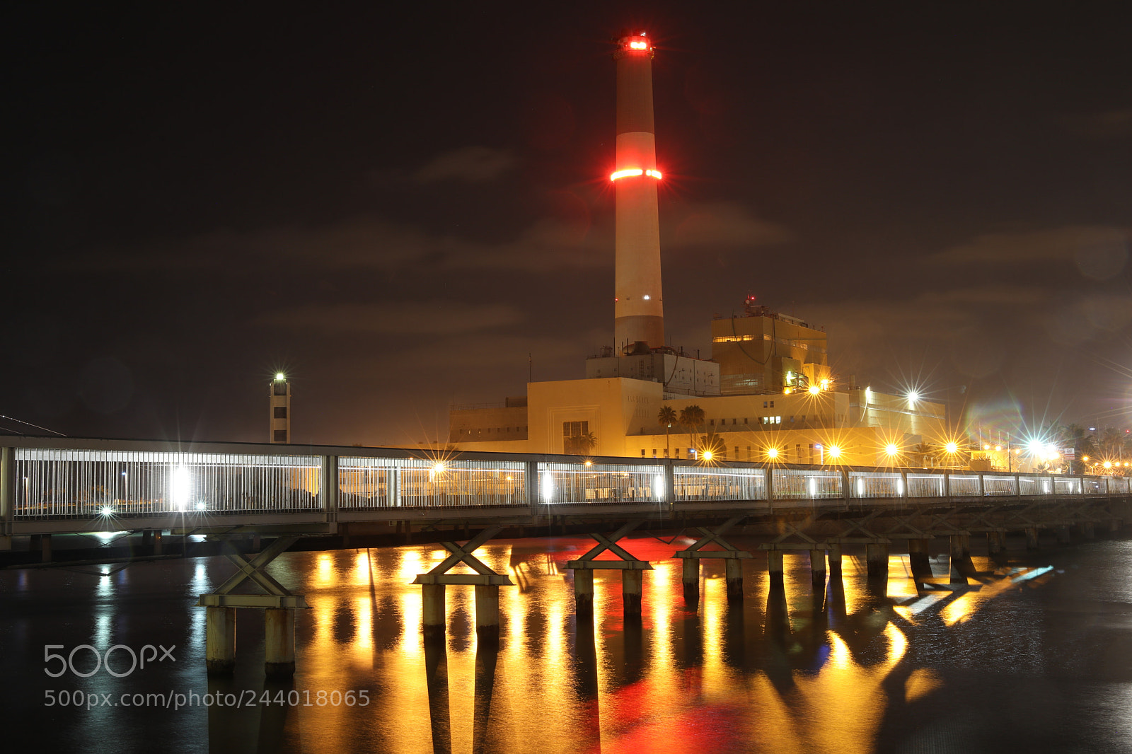 Canon EF 24-70mm F2.8L II USM sample photo. Reading power station photography
