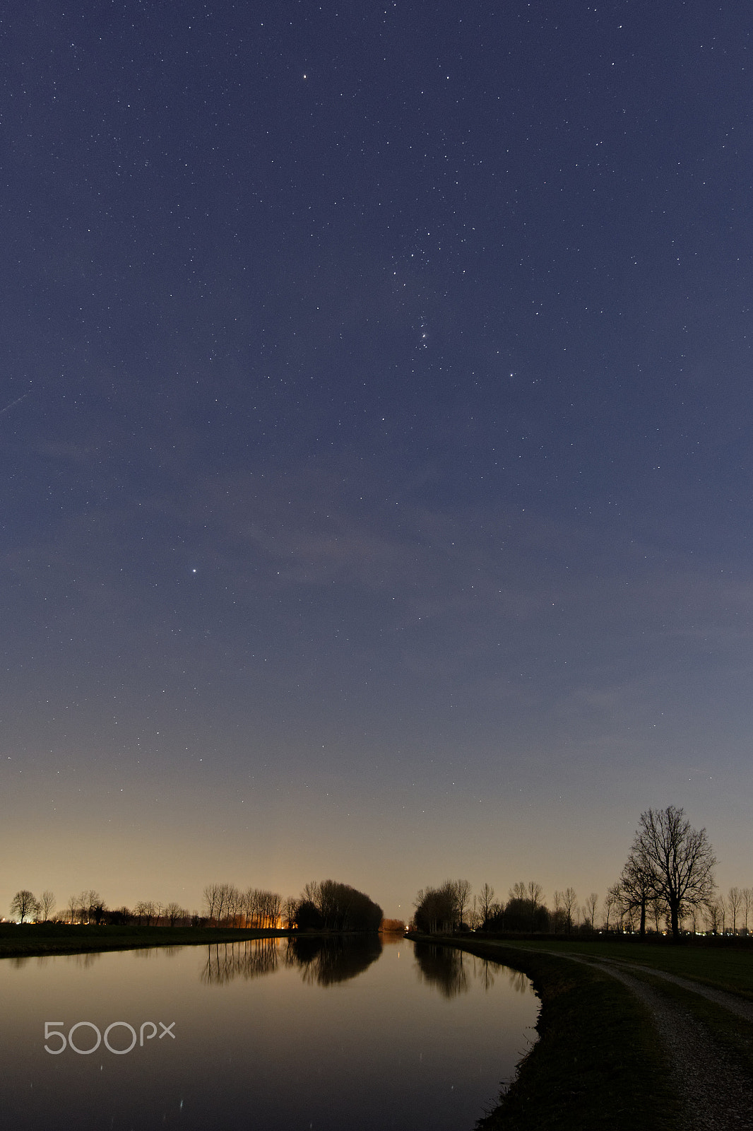 Nikon AF-S Nikkor 14-24mm F2.8G ED sample photo. Under a starry night photography