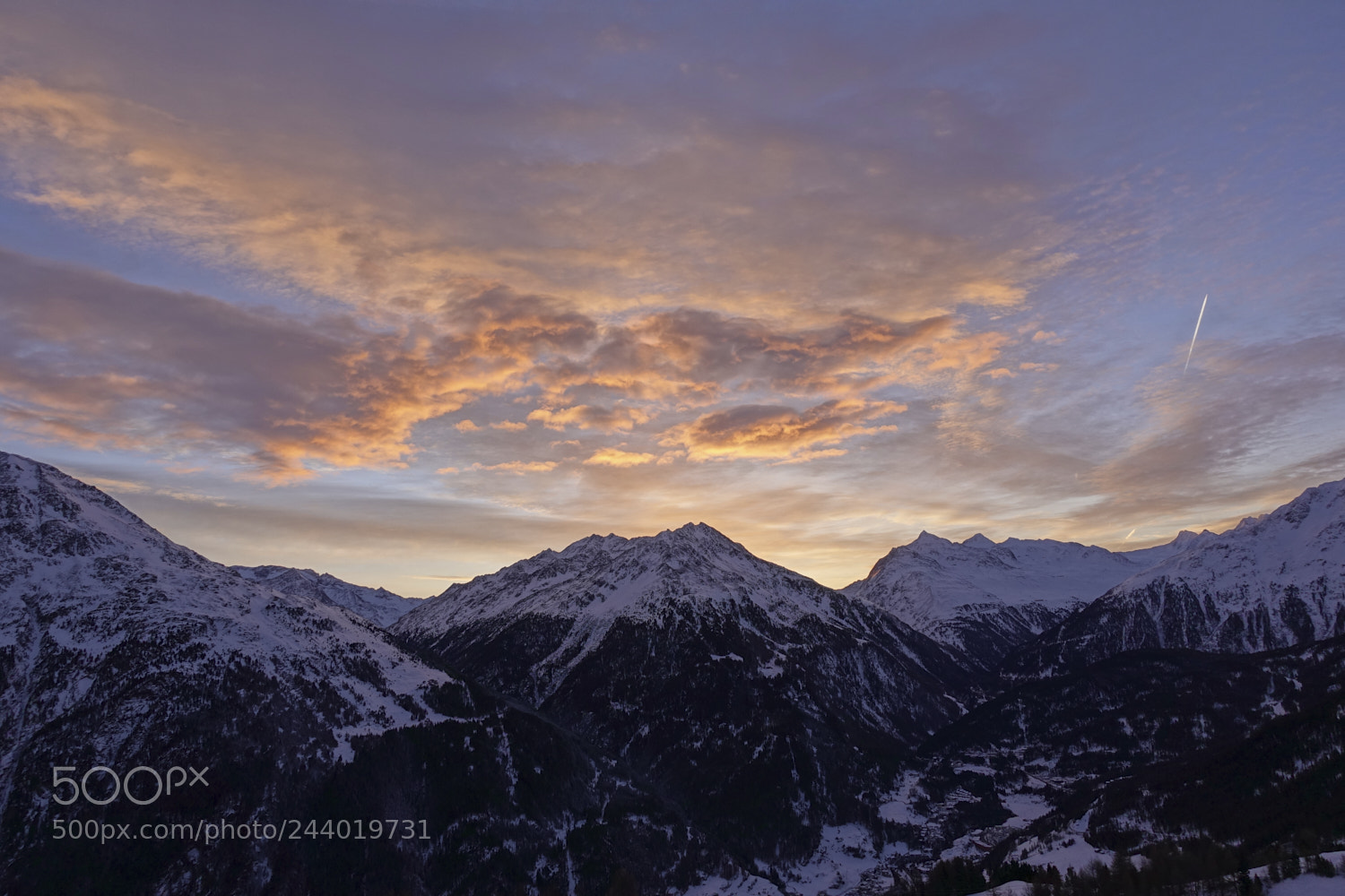 Sony DSC-RX100M5 sample photo. Sunrise in the mountains photography