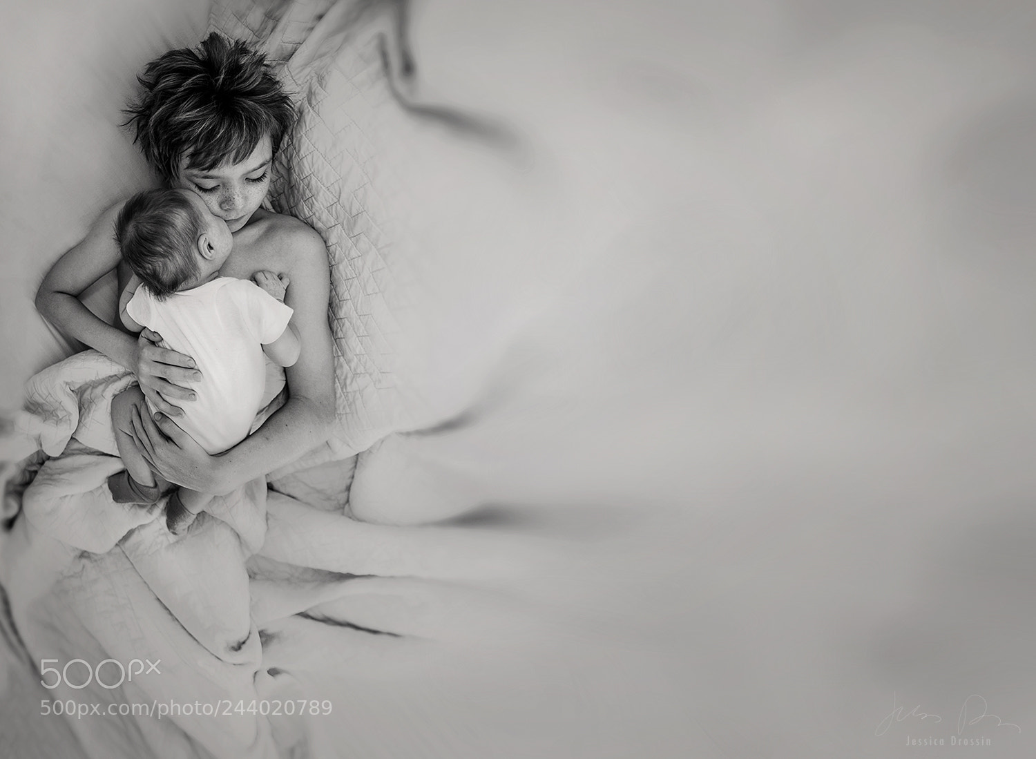 Canon EOS 5DS R sample photo. Cuddle photography