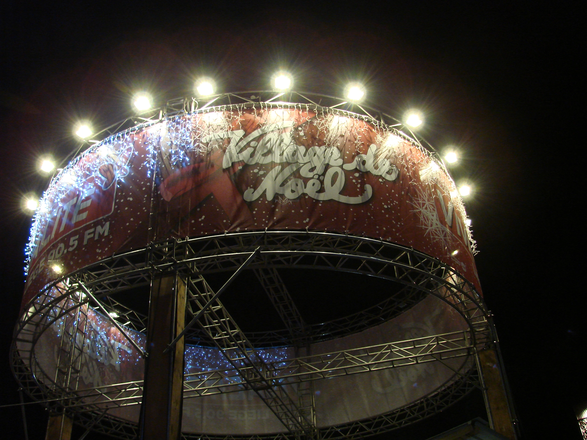 Sony DSC-H5 sample photo. Christmas market liege photography