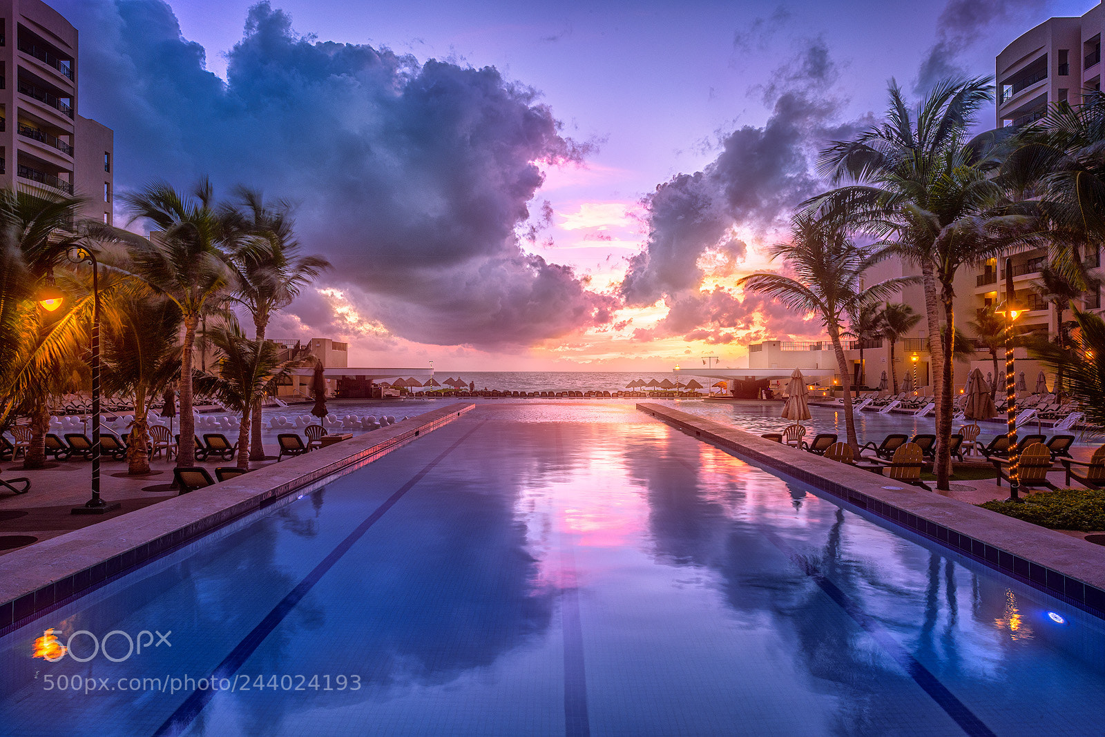 Nikon D810 sample photo. Sunrise at the resort photography