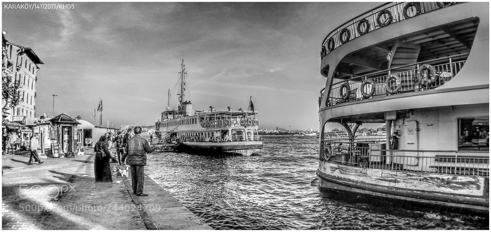 Olympus PEN E-PM2 sample photo. KarakÖy photography