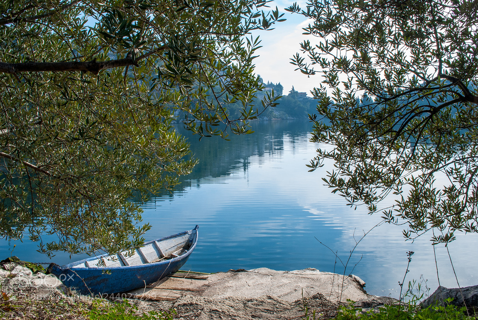 Nikon D80 sample photo. By the lake photography