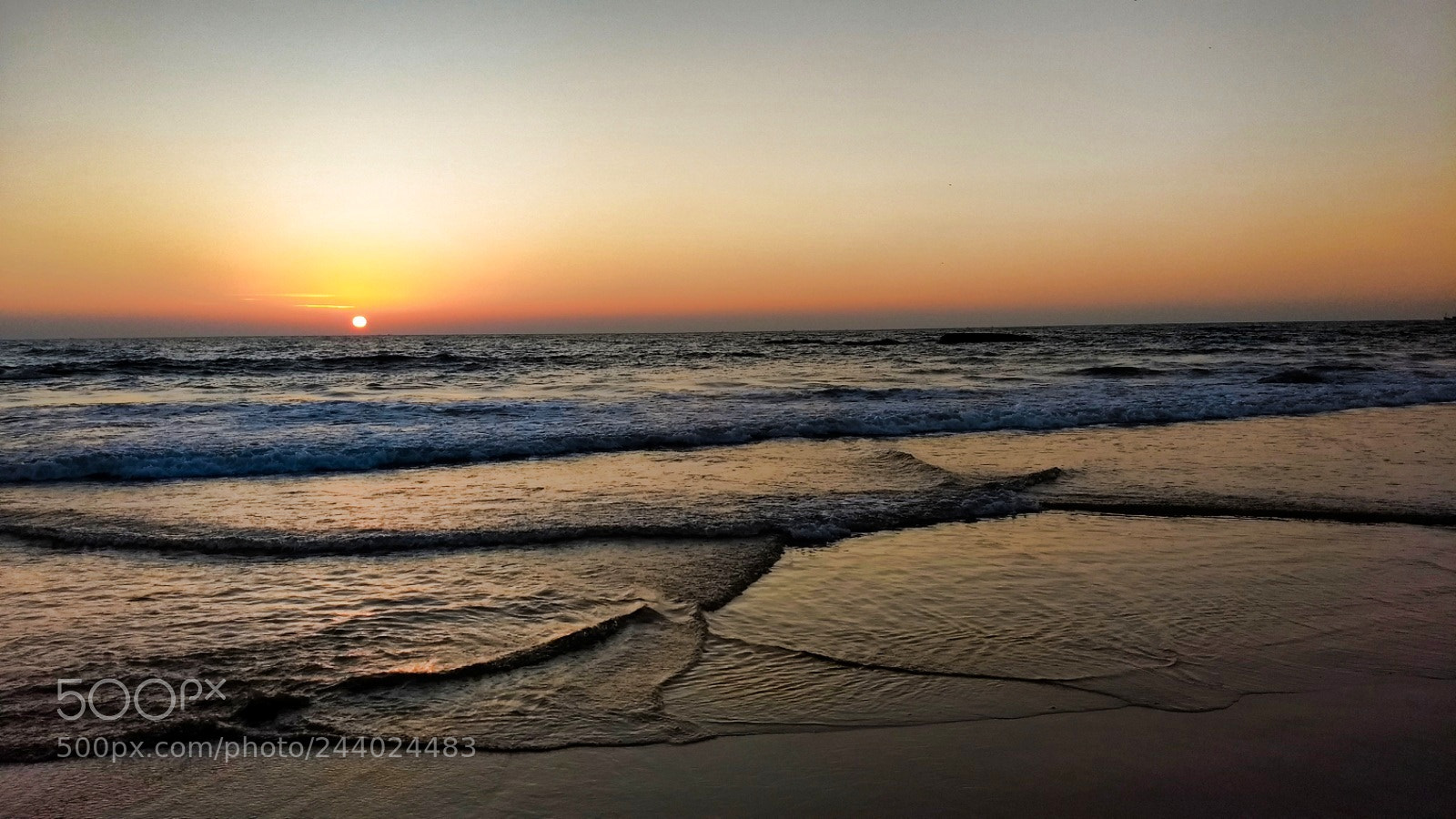 Motorola Moto G (5) Plus sample photo. The beach photography