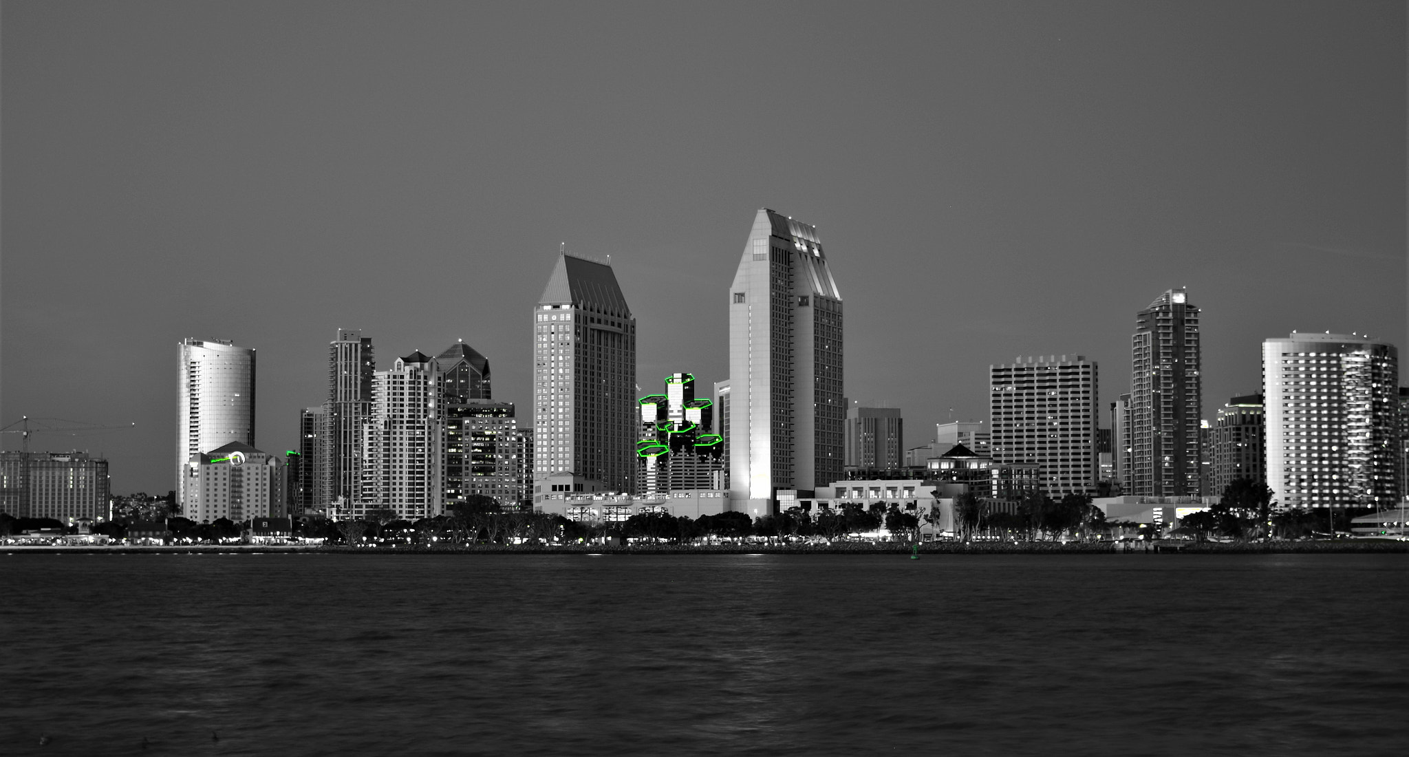 Pentax K-50 sample photo. Emerald photography