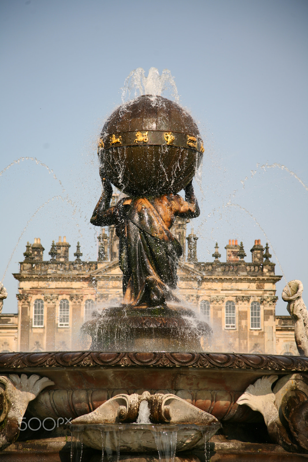 Canon EOS 5D + Canon EF 24-105mm F4L IS USM sample photo. Springbrunnen photography